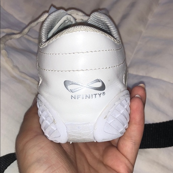 Infinity Cheer Shoes - Picture 3 of 4